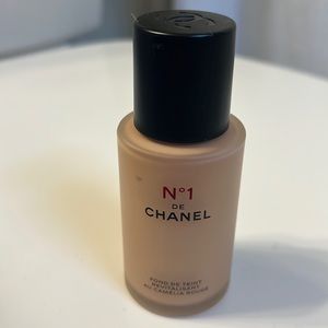 CHANEL N1 foundation B30